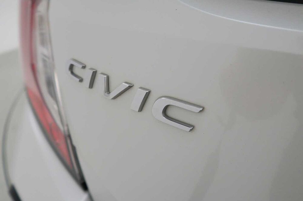 Honda Civic 5p 5P 1.0VTEC TURBO ELEGANCE NAVI