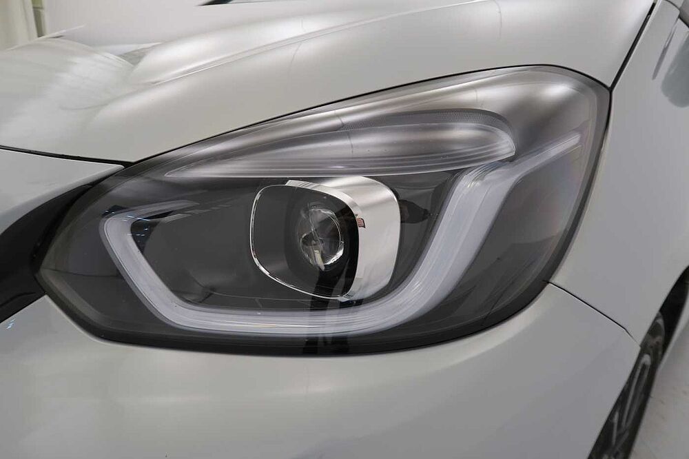 Honda Jazz Berlina 1.5 I-MMD HEV ELEGANCE 109 5P