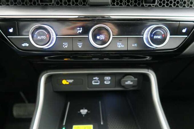 Honda  Cr-v ELEGANCE NAVI 2.0I-MMD 184CV CVT 5P.