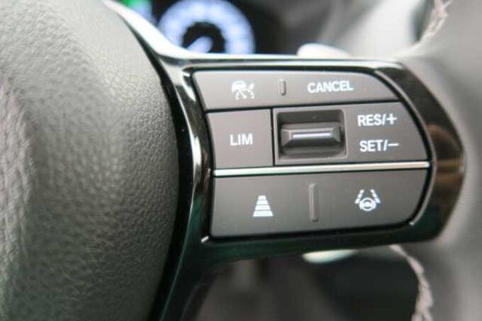 Honda  Zr-v ELEGANCE 2.0I-MMD 184CV CVT 5P.