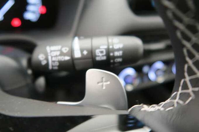 Honda  Zr-v ELEGANCE 2.0I-MMD 184CV CVT 5P.