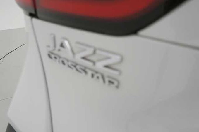 Honda  Jazz Berlina 1.5 I-MMD HEV CROSSTAR 109 5P