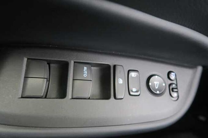 Honda Jazz HYBRID 1.5I-MMD ELEGANCE