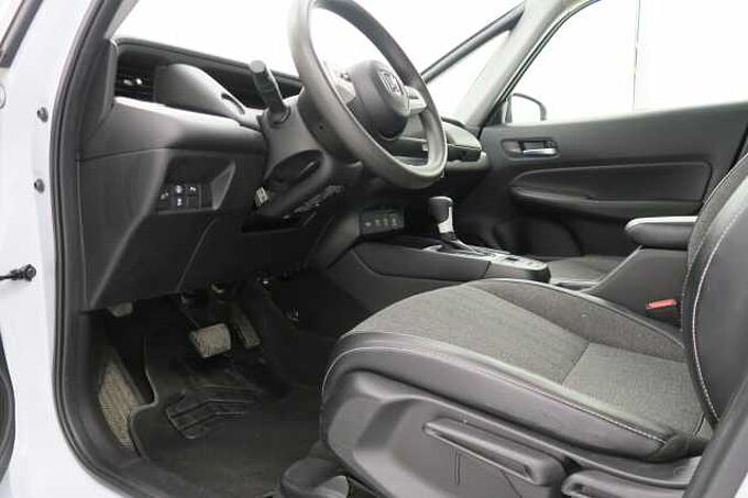 Honda Jazz Berlina 1.5 I-MMD HEV ELEGANCE 109 5P